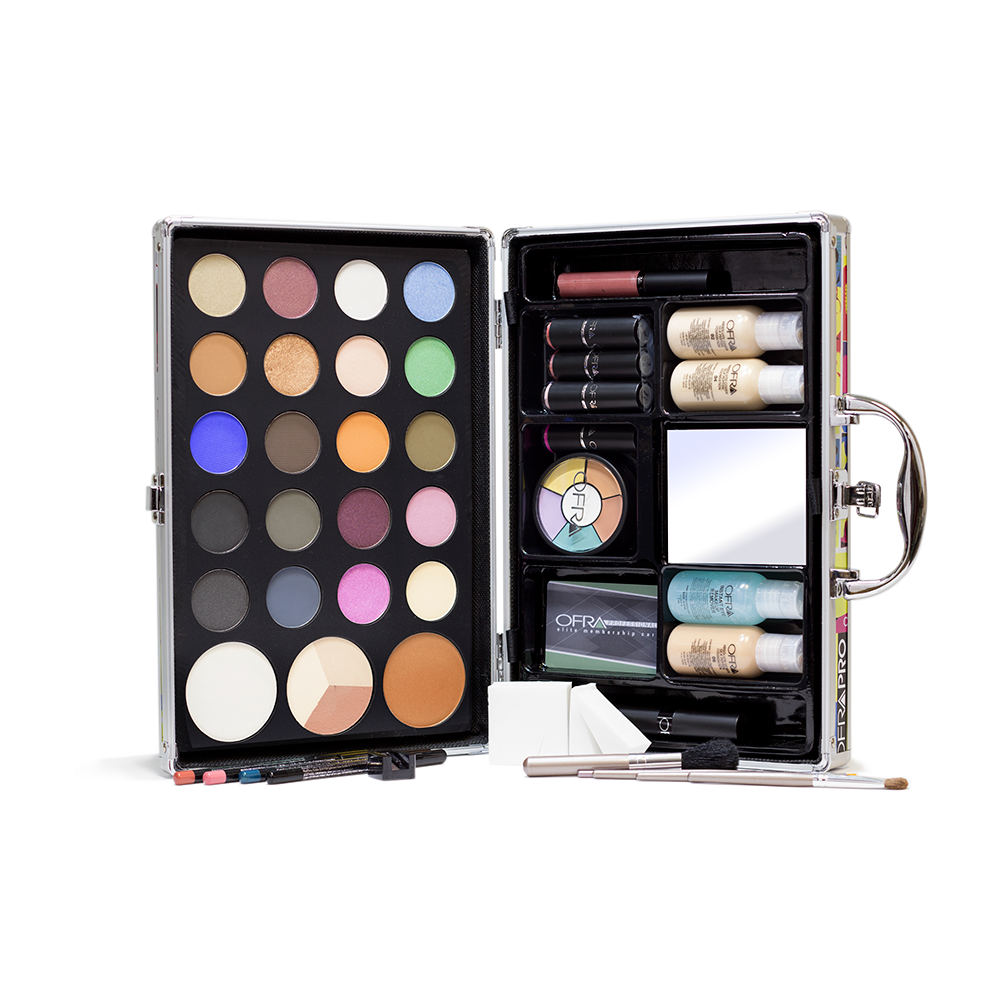 Cosmetologist’s Portfolio - Large – Light/Medium