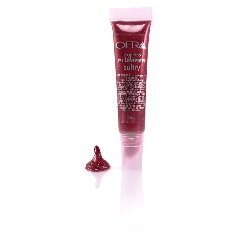 Sultry Lipgloss with a touch of lip plumper