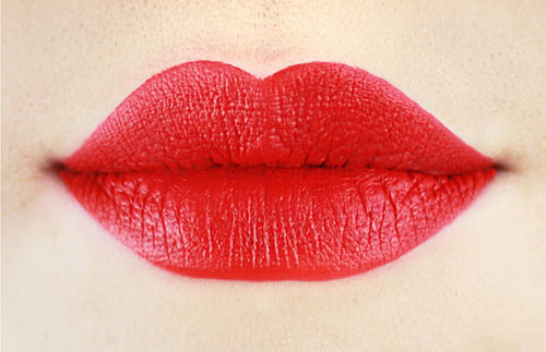 Long Lasting Liquid Lipstick - Ultimate Red